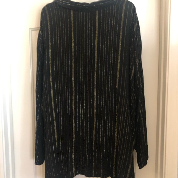 C.M. Shapes Long Sleeve Blouse Plus Size 4x Black and Gold Striped NWOT - Picture 6 of 10